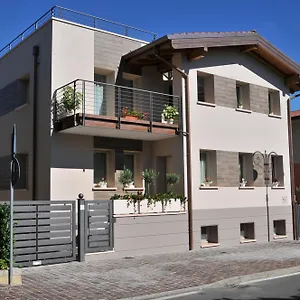 Bed & Breakfast Bed & Breakfast Vieulif, Moniga del Garda