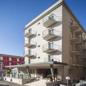 hotellátogatás